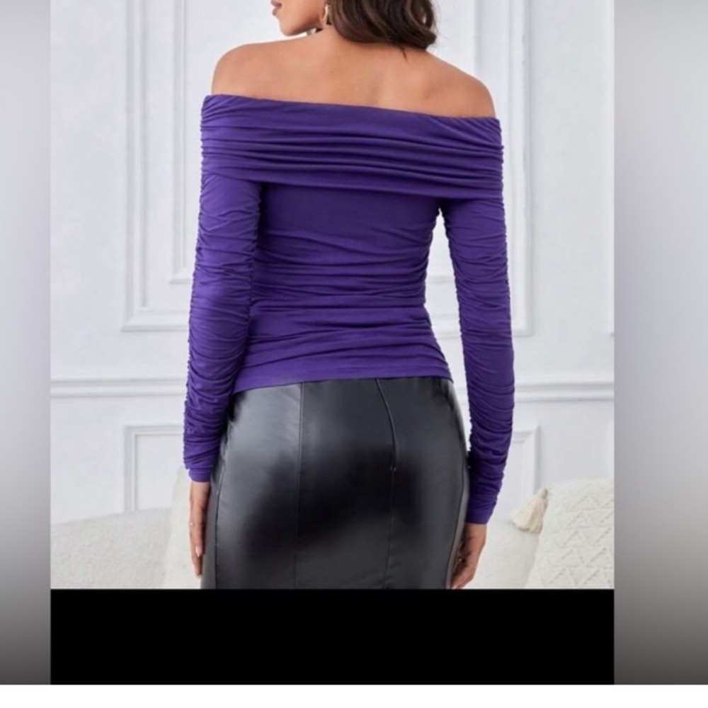 SHEIN Tall Off Shoulder Ruched Tee size XS new without tag